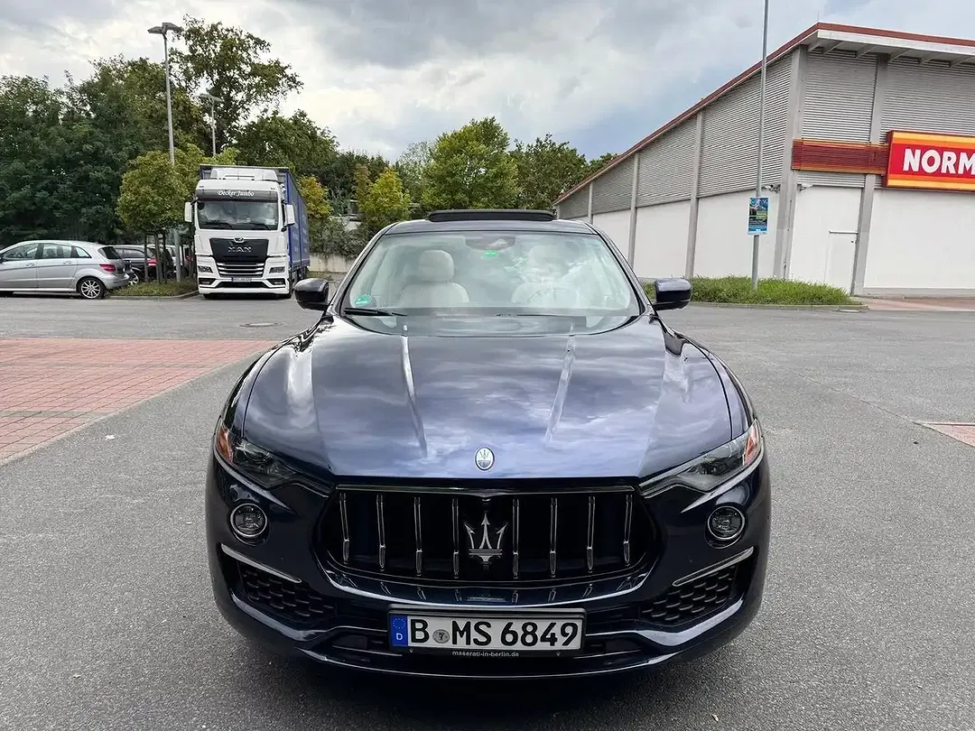 Maserati Levante - Thumbnail 5