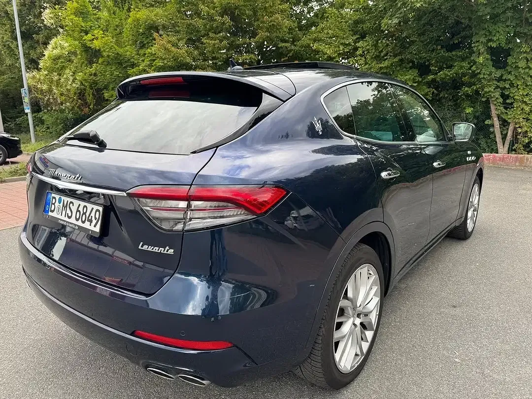 Maserati Levante - Thumbnail 8