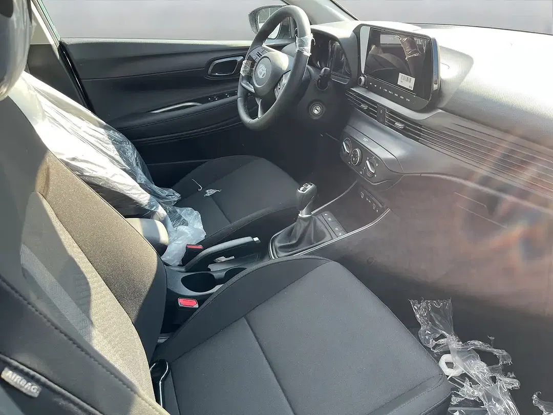 Hyundai i20 - Thumbnail 9