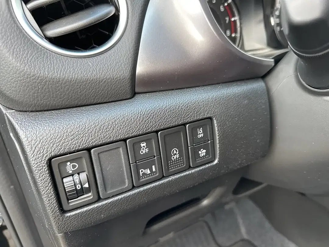 Suzuki Vitara - Thumbnail 11