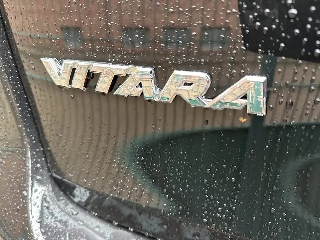 Suzuki Vitara - Thumbnail 13