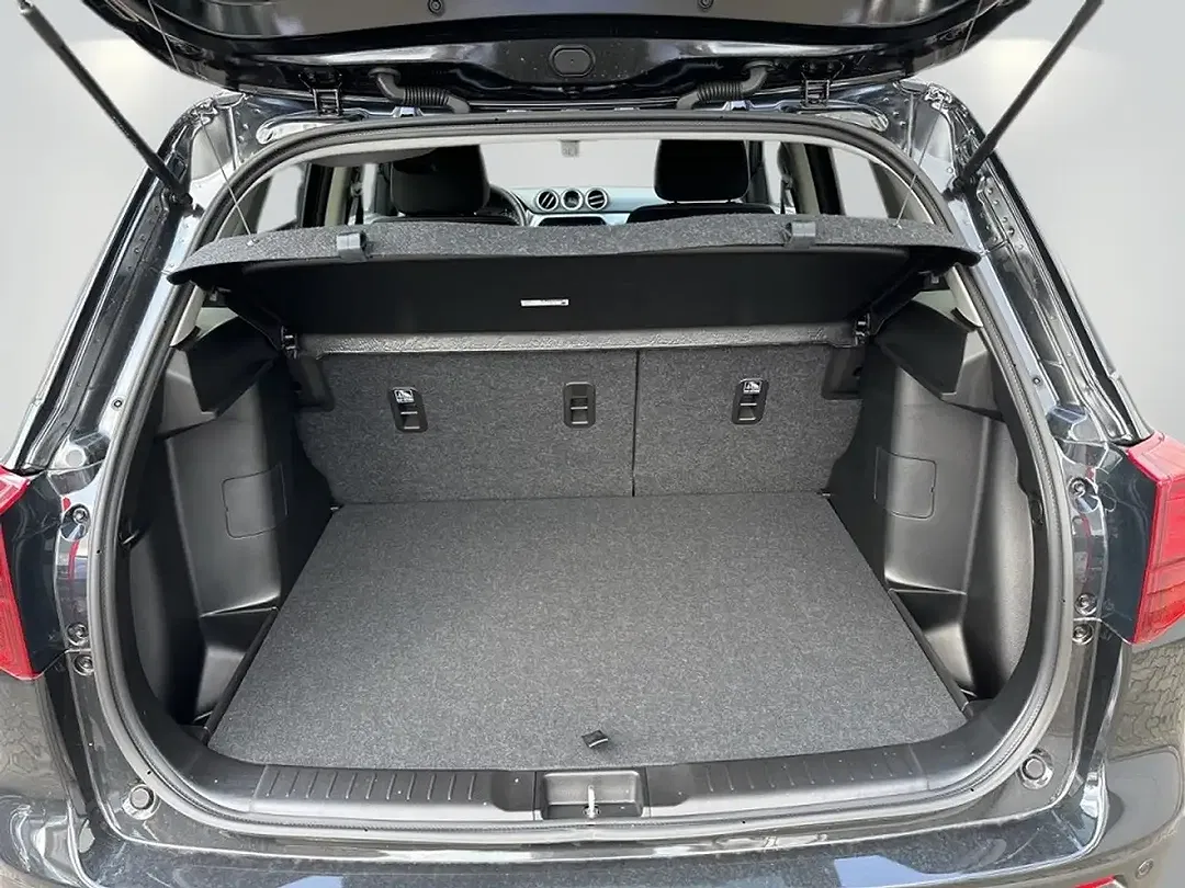 Suzuki Vitara - Thumbnail 6