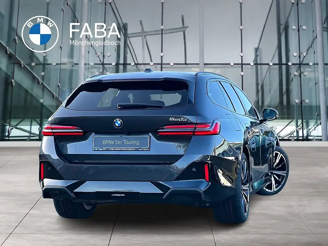 BMW 520 - Thumbnail 2