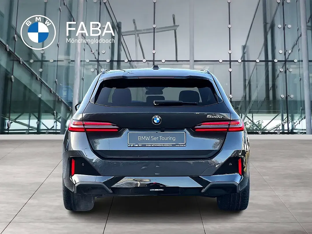BMW 520 - Thumbnail 3