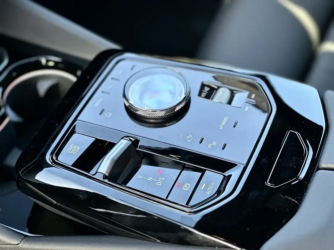 BMW 520 - Thumbnail 9
