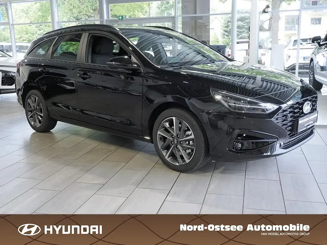 Hyundai i30 - Thumbnail 3