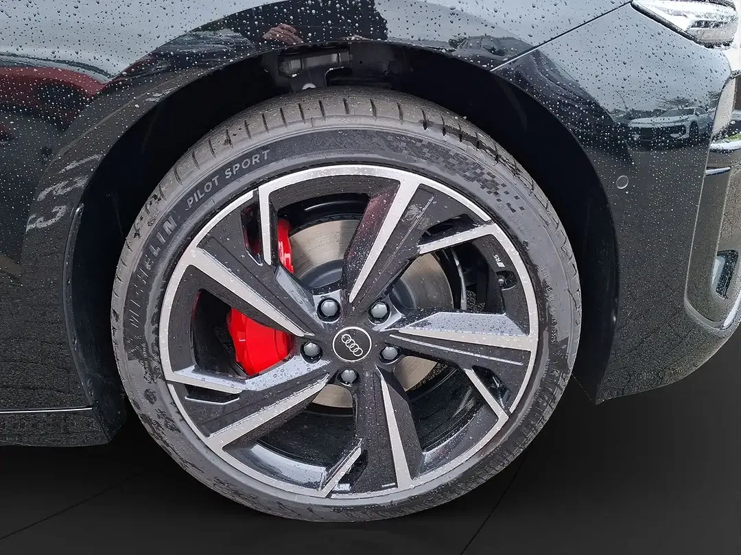 Audi A6 e-tron - Thumbnail 11