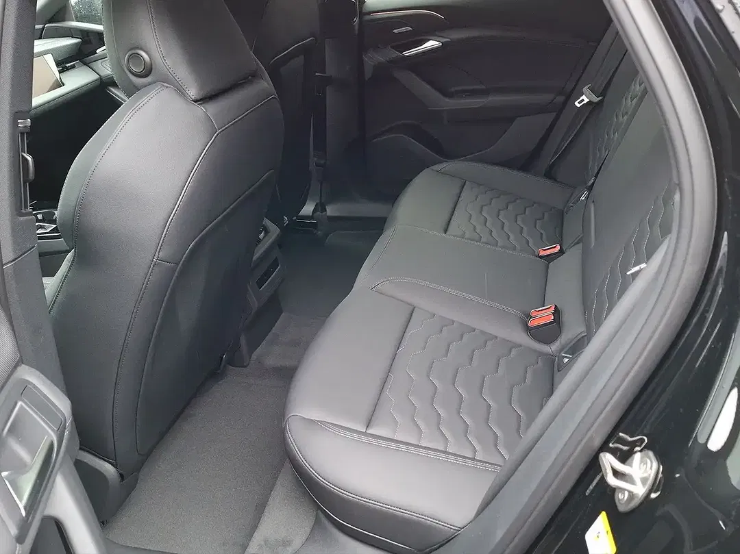 Audi A6 e-tron - Thumbnail 3