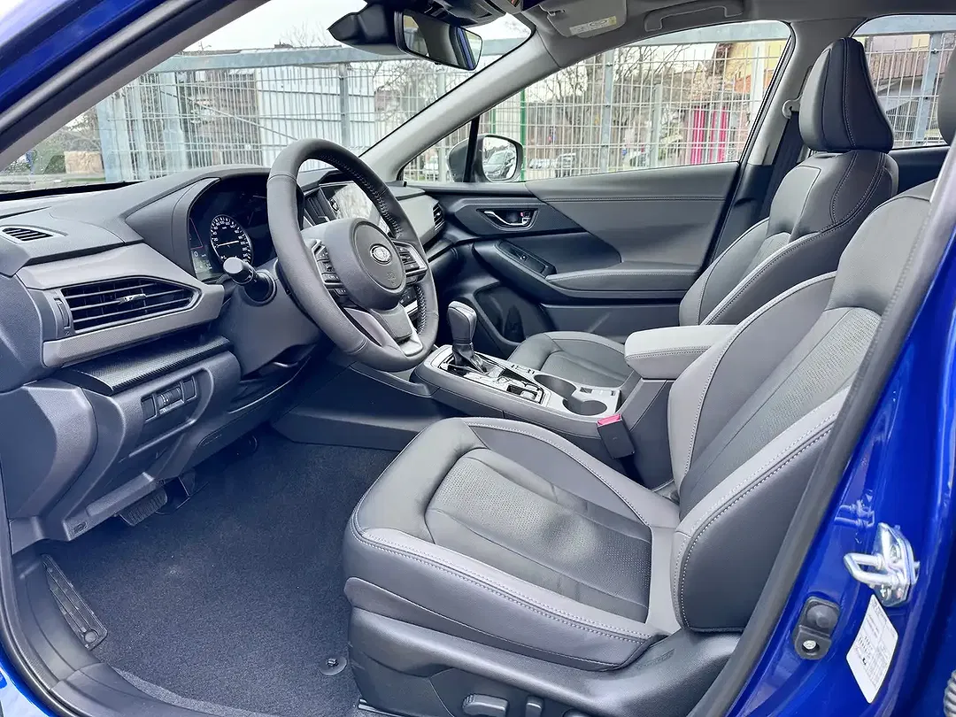 Subaru Crosstrek - Thumbnail 11