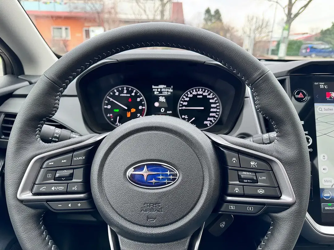 Subaru Crosstrek - Thumbnail 14