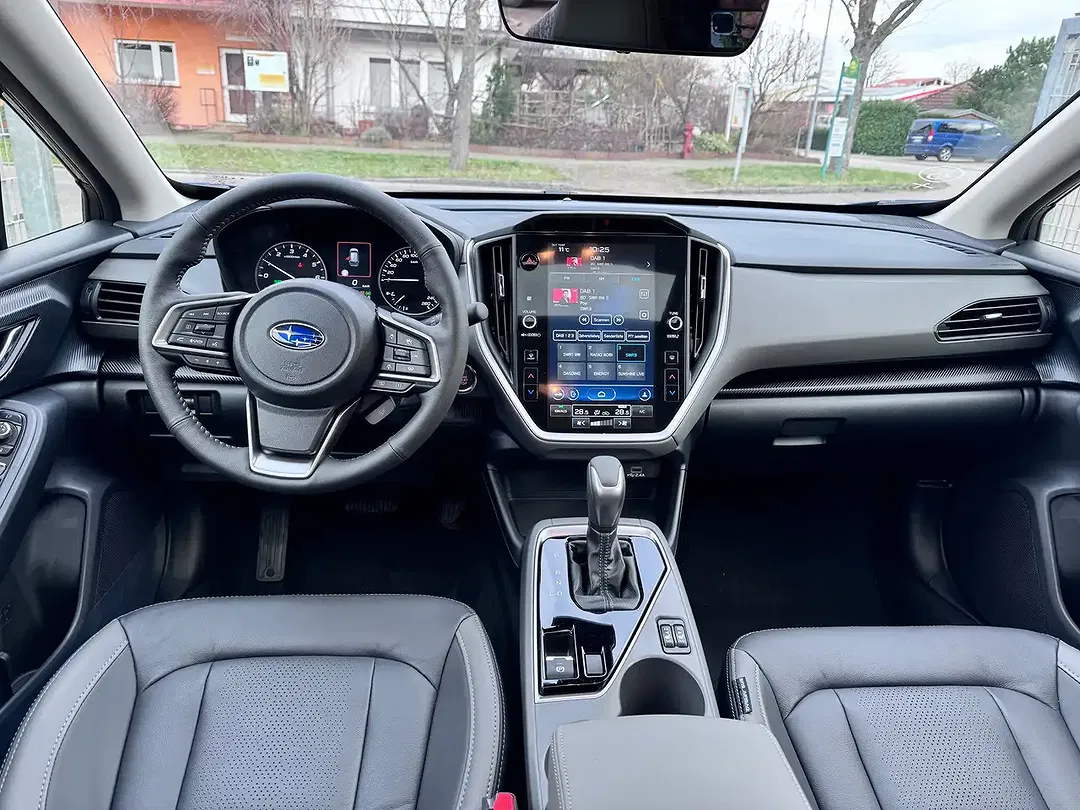 Subaru Crosstrek - Thumbnail 9