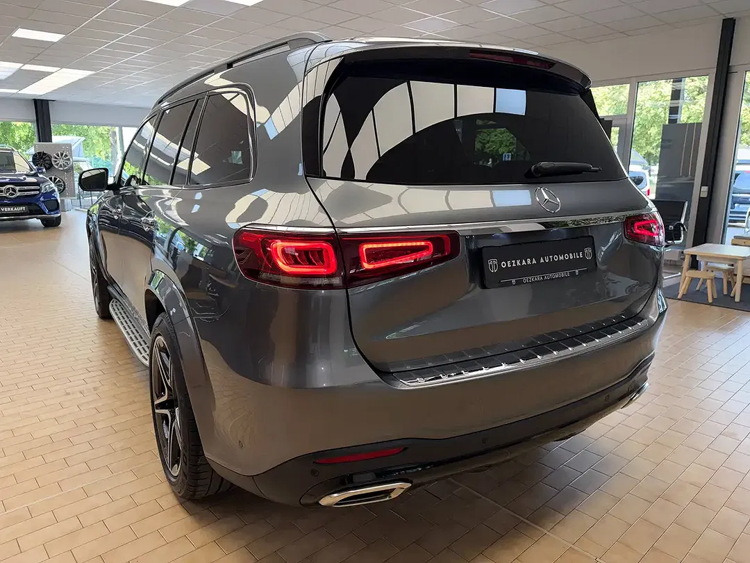 Mercedes-Benz GLS 580 - Thumbnail 10