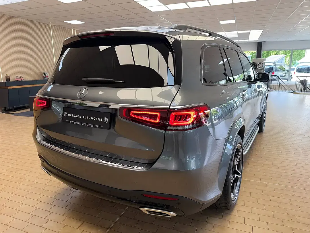 Mercedes-Benz GLS 580 - Thumbnail 12