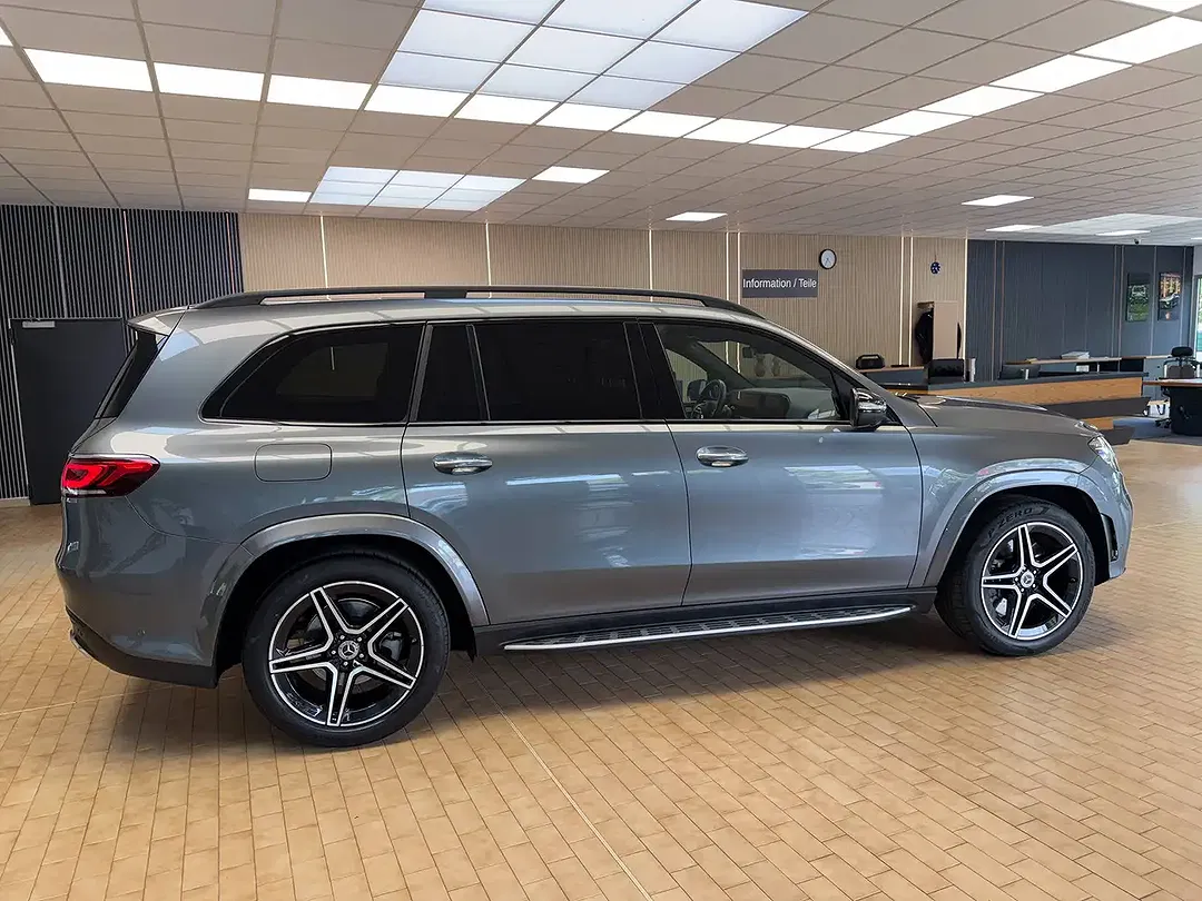 Mercedes-Benz GLS 580 - Thumbnail 13