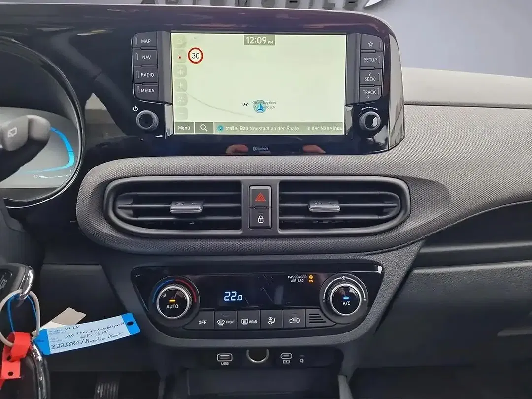 Hyundai i10 - Thumbnail 12