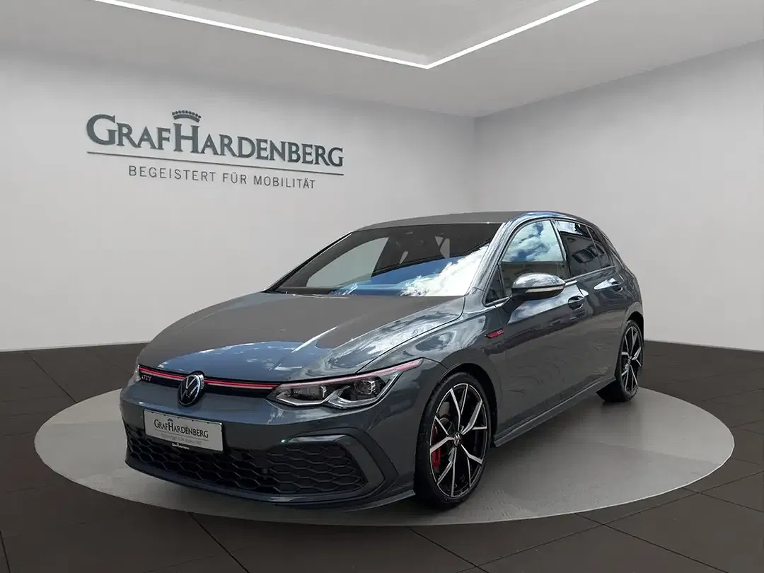 Volkswagen Golf GTI - Thumbnail 1