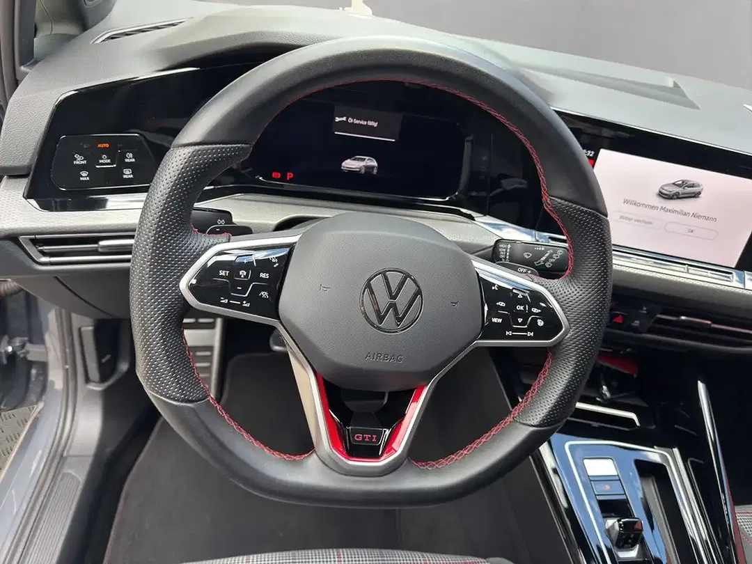 Volkswagen Golf GTI - Thumbnail 12