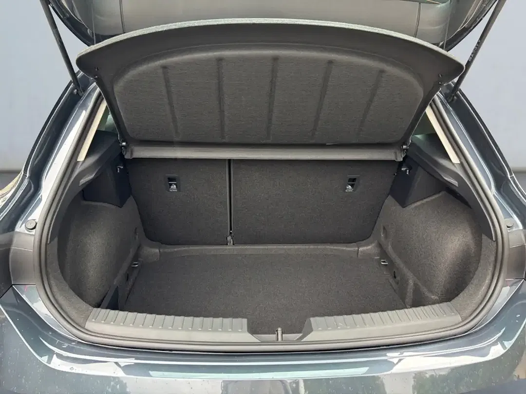 SEAT Leon - Thumbnail 4