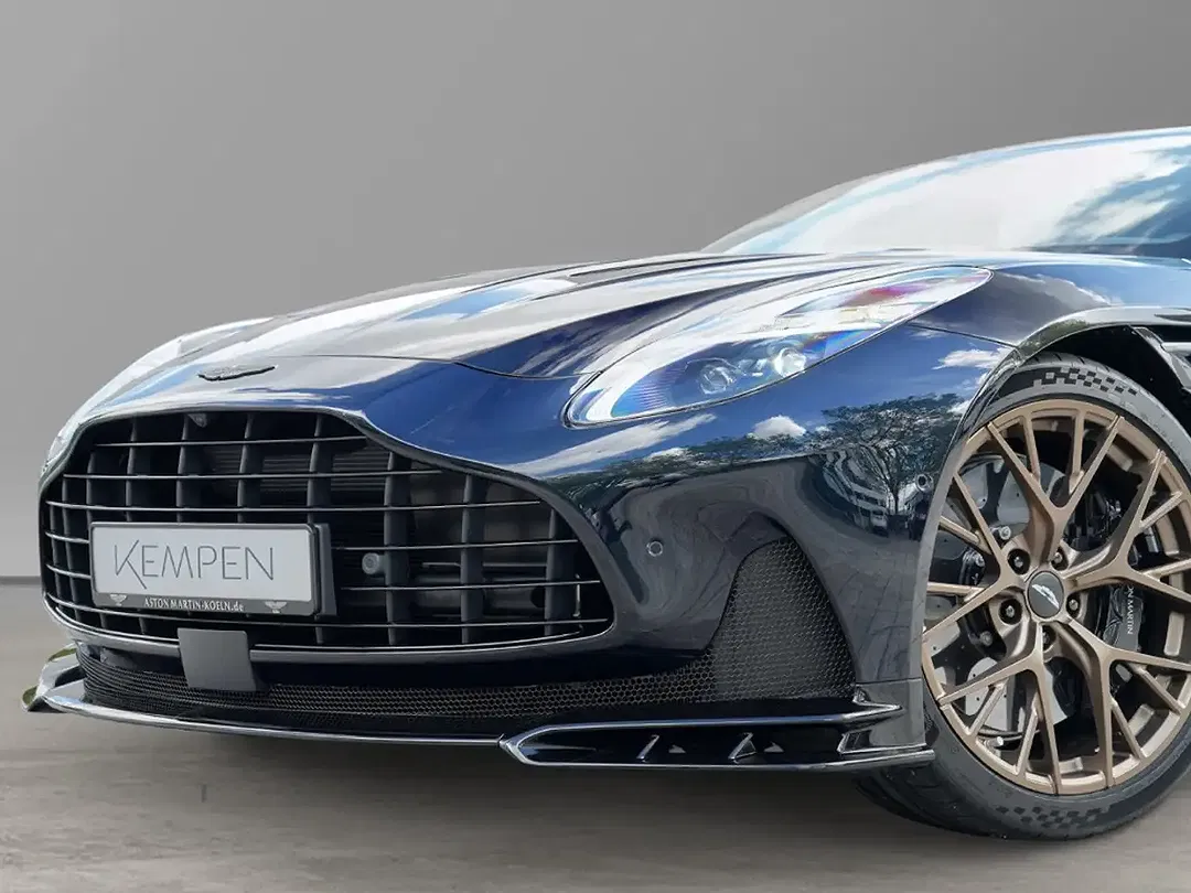 Aston Martin DB12 - Thumbnail 11