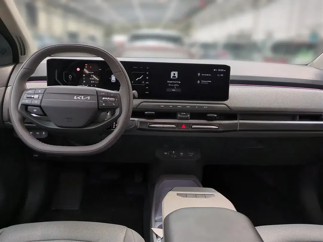 Kia EV3 - Thumbnail 5