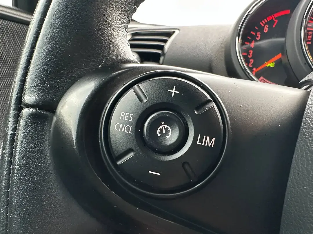 MINI Cooper Clubman - Thumbnail 14