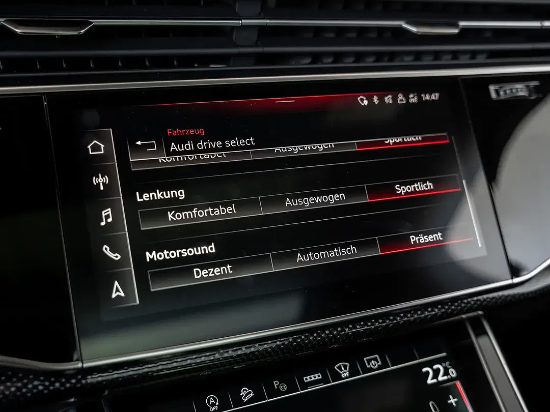 Audi SQ7 - Thumbnail 14