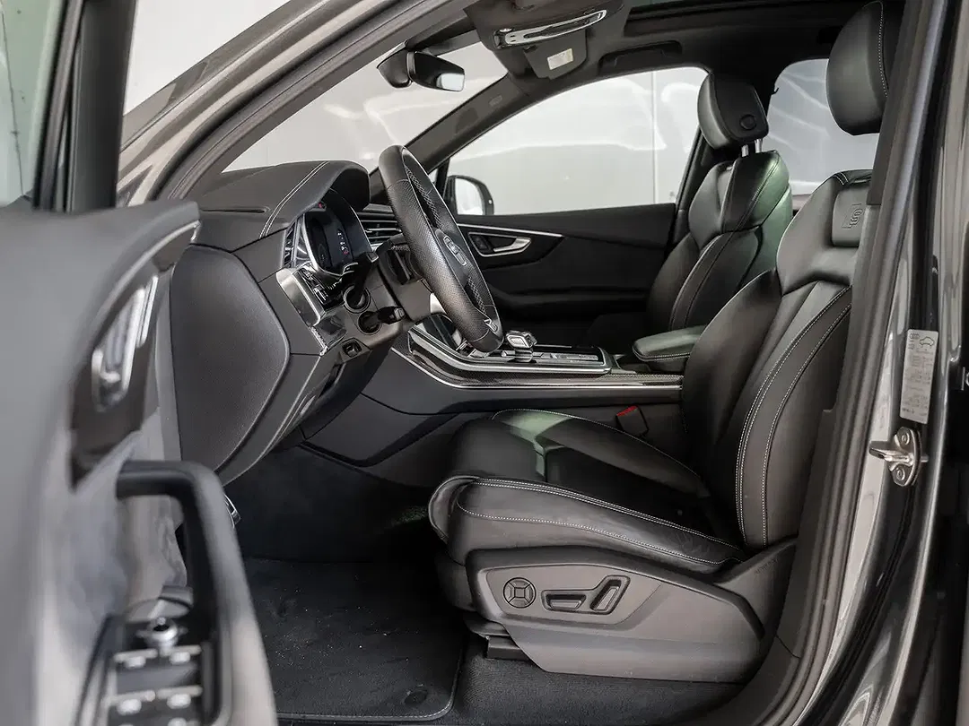 Audi SQ7 - Thumbnail 6