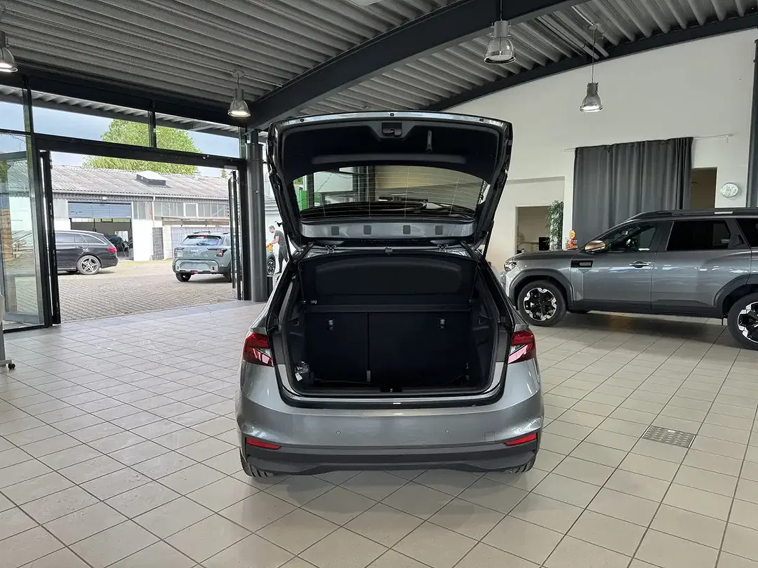 Skoda Fabia - Thumbnail 13