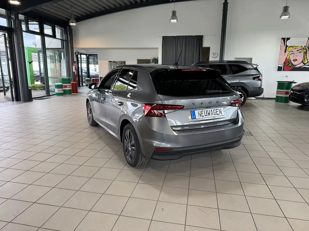 Skoda Fabia - Thumbnail 4