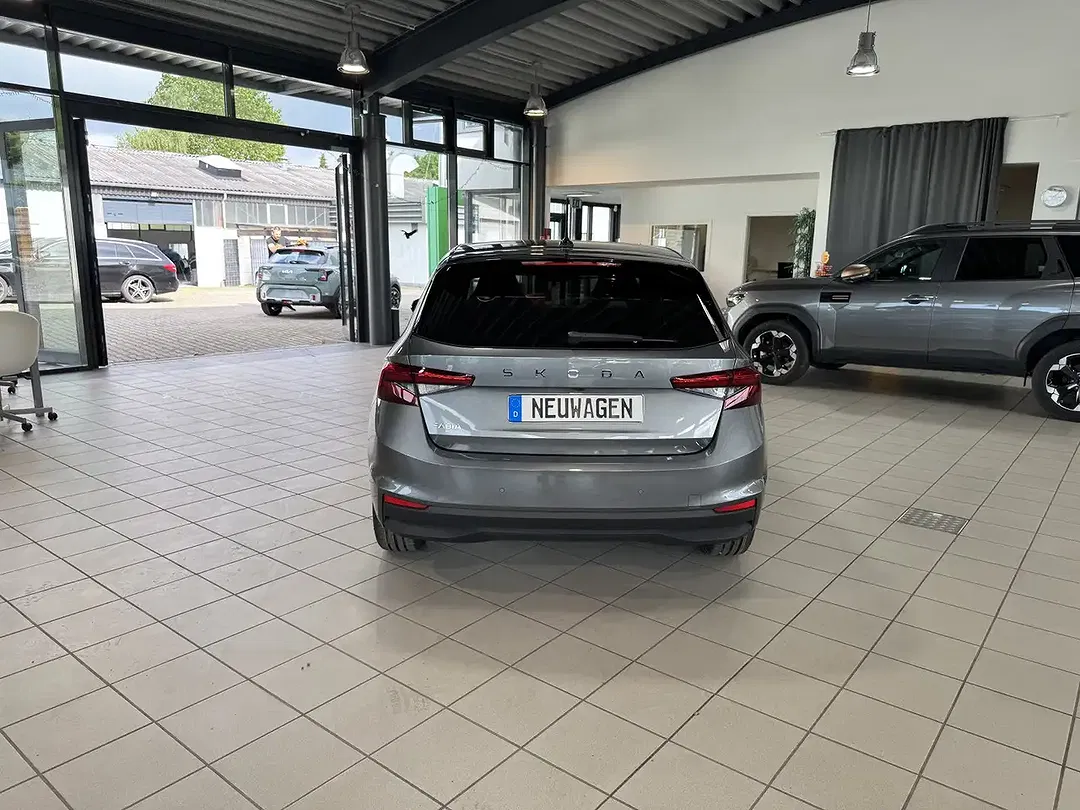 Skoda Fabia - Thumbnail 5