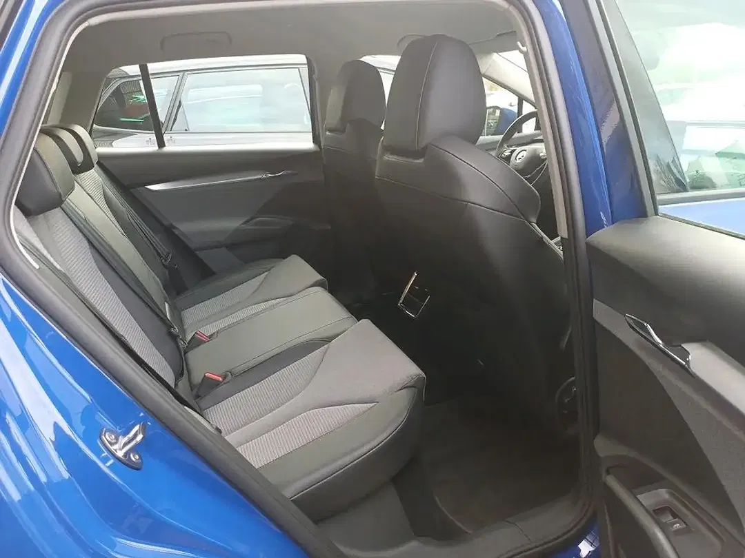 Skoda Enyaq - Thumbnail 7