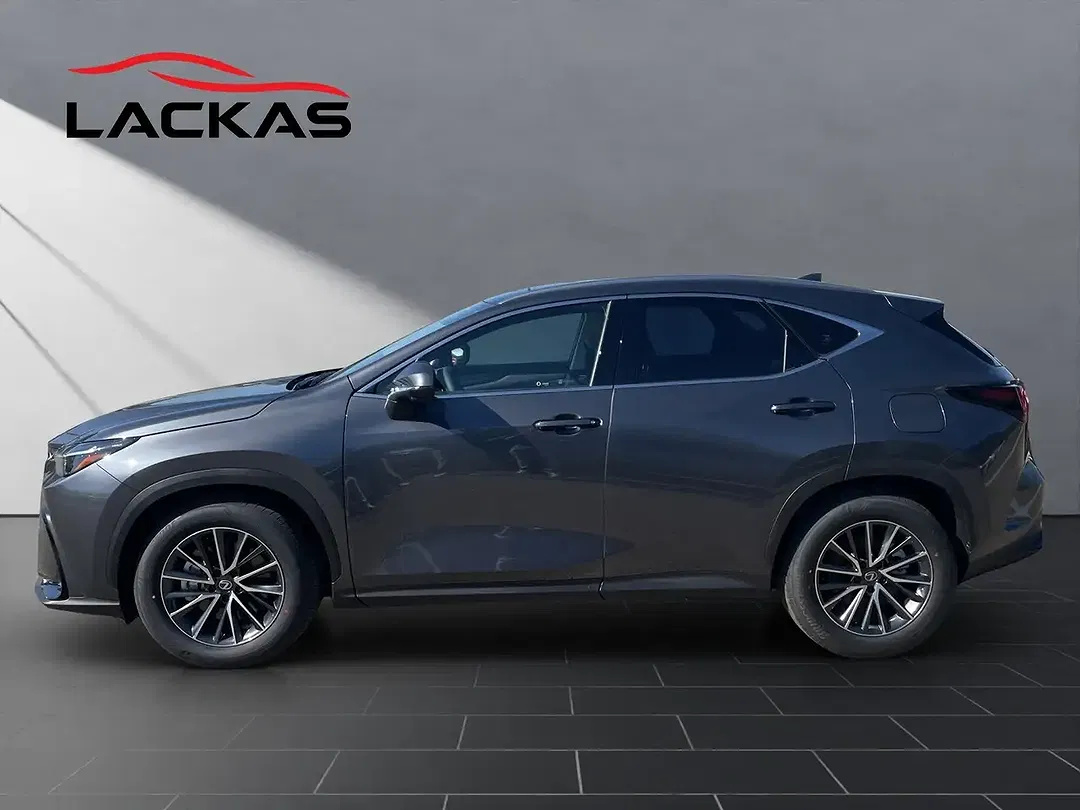 Lexus NX 450h+ - Thumbnail 2