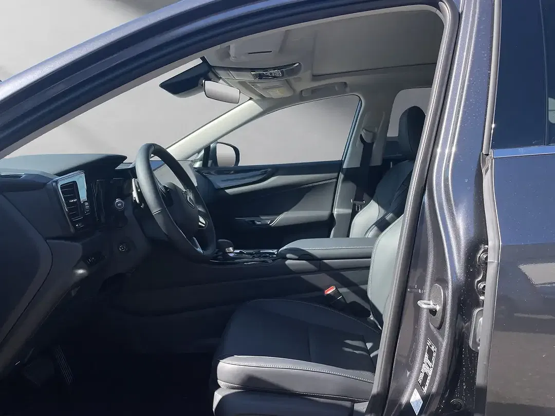 Lexus NX 450h+ - Thumbnail 9