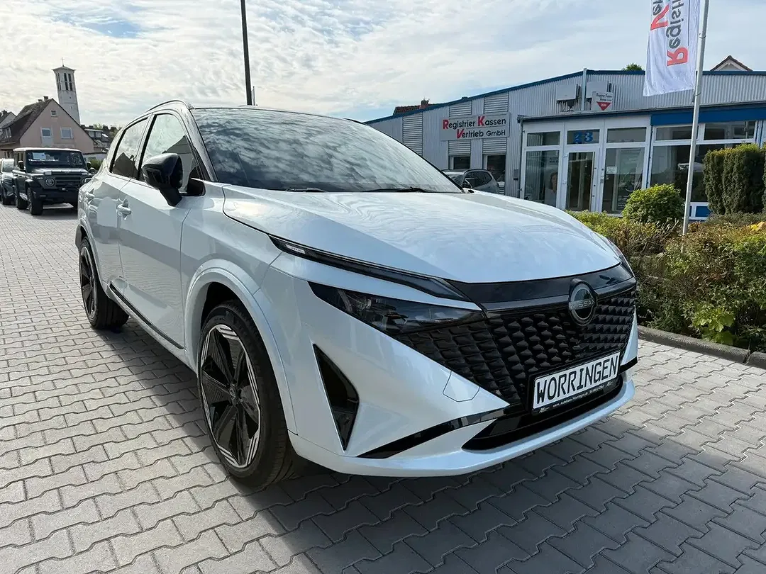 Nissan Qashqai - Thumbnail 3