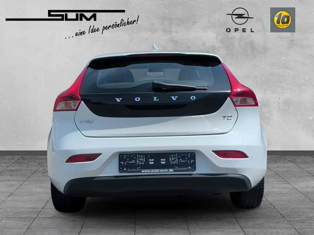 Volvo V40 - Thumbnail 4