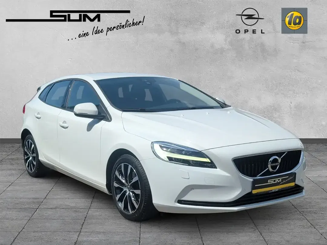 Volvo V40 - Thumbnail 9