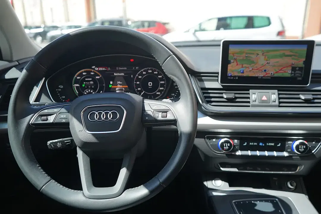 Audi Q5 - Thumbnail 10