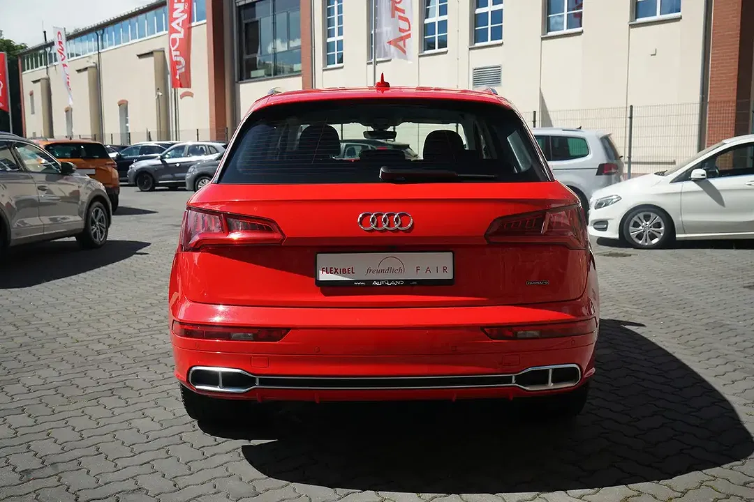 Audi Q5 - Thumbnail 4