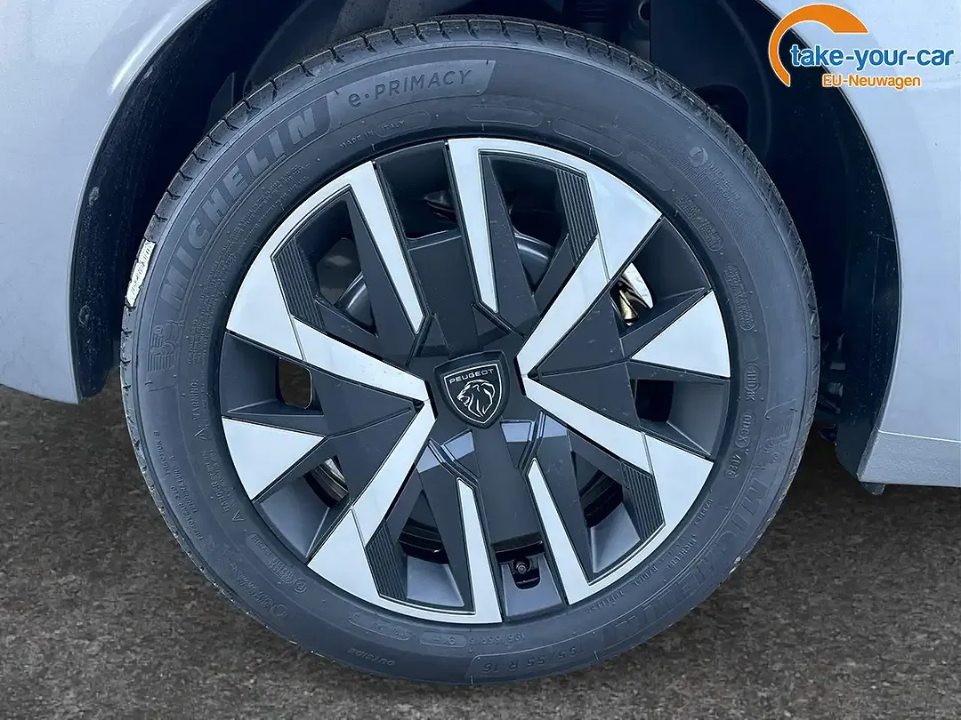 Peugeot 208 - Thumbnail 12