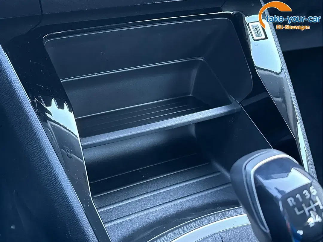 Peugeot 208 - Thumbnail 20