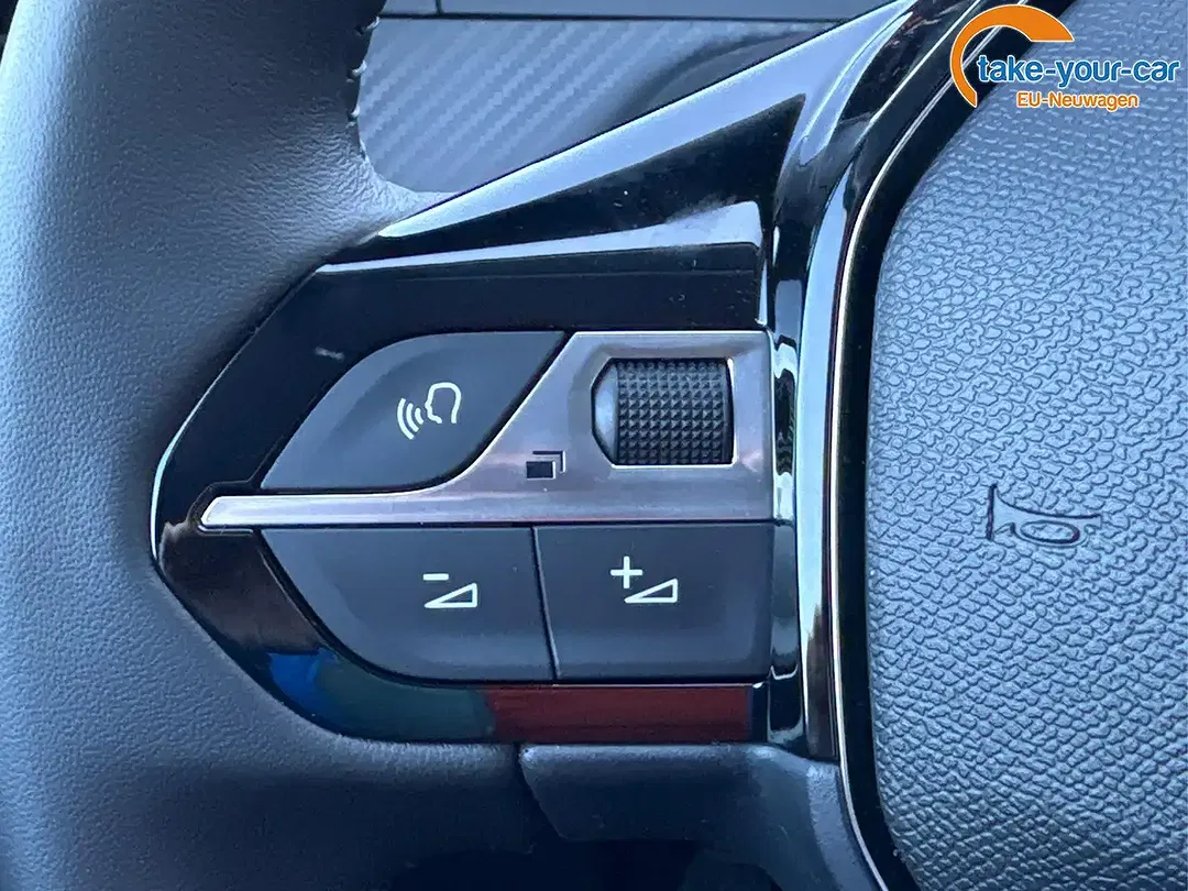 Peugeot 208 - Thumbnail 24