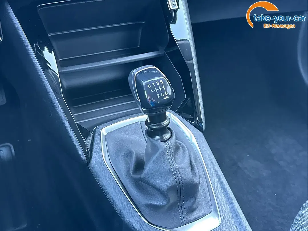 Peugeot 208 - Thumbnail 29