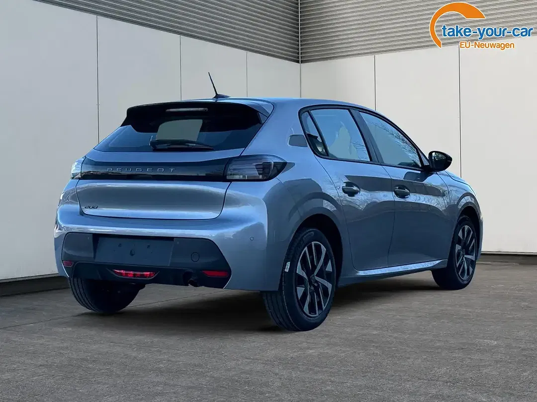 Peugeot 208 - Thumbnail 3