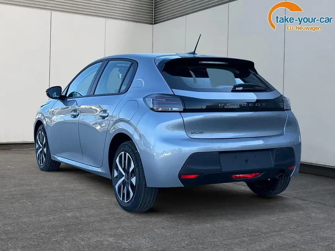 Peugeot 208 - Thumbnail 31