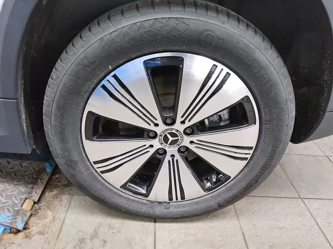 Mercedes-Benz EQA 250 - Thumbnail 10