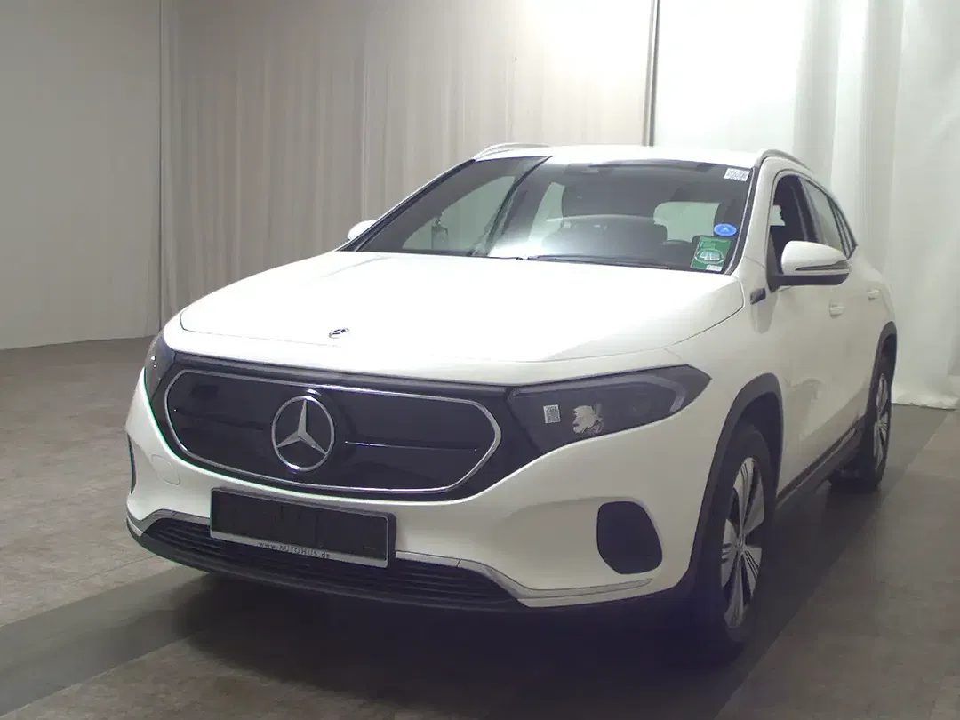 Mercedes-Benz EQA 250 - Thumbnail 2
