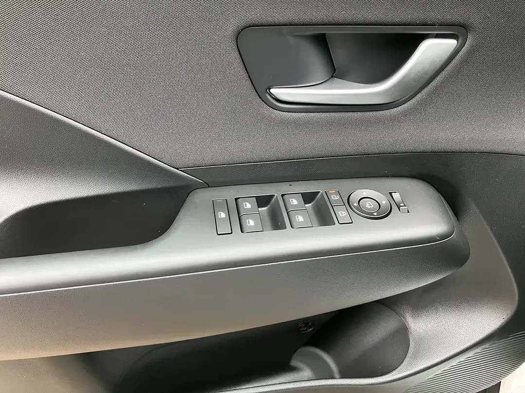 Hyundai KONA - Thumbnail 10