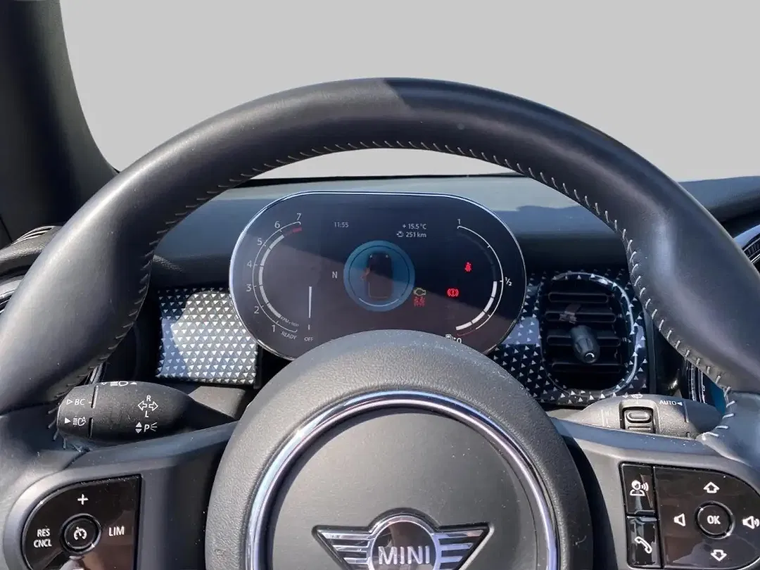 MINI One Cabrio - Thumbnail 10