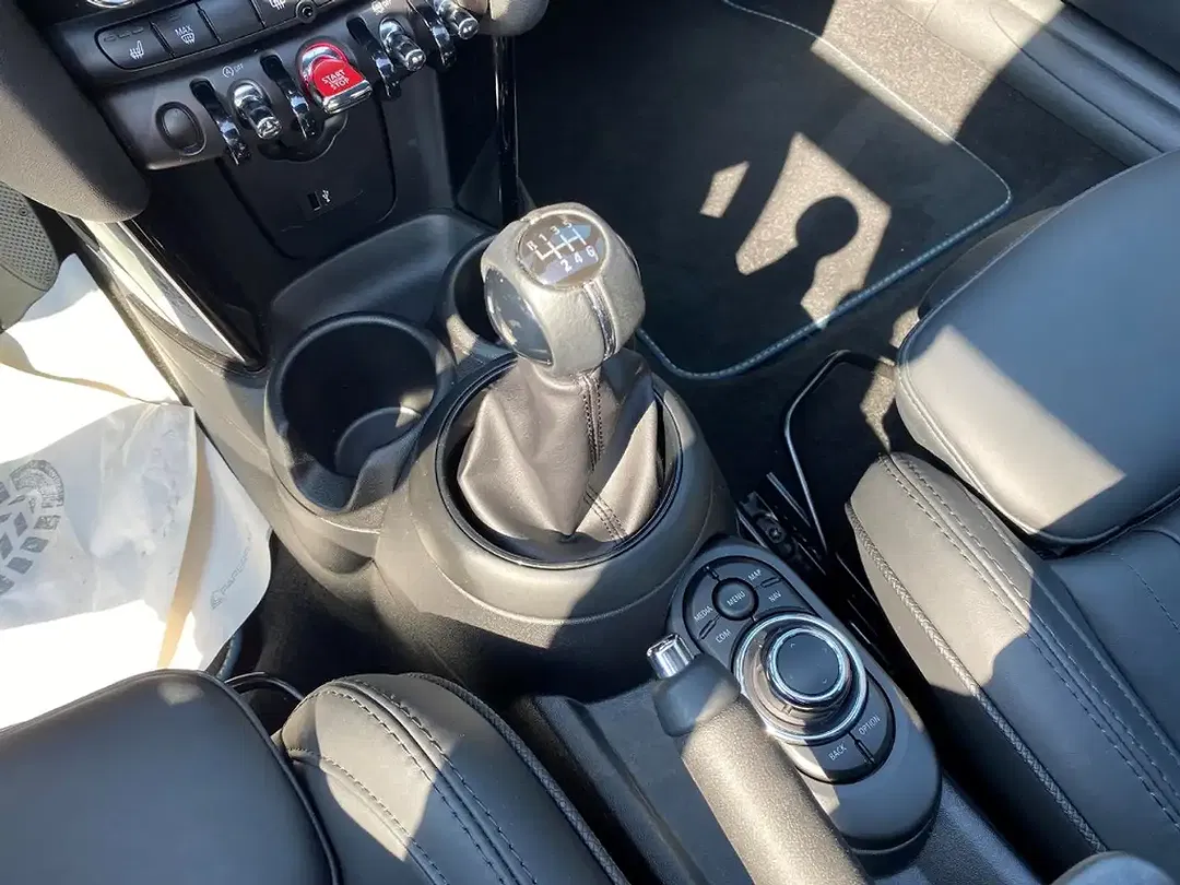 MINI One Cabrio - Thumbnail 13