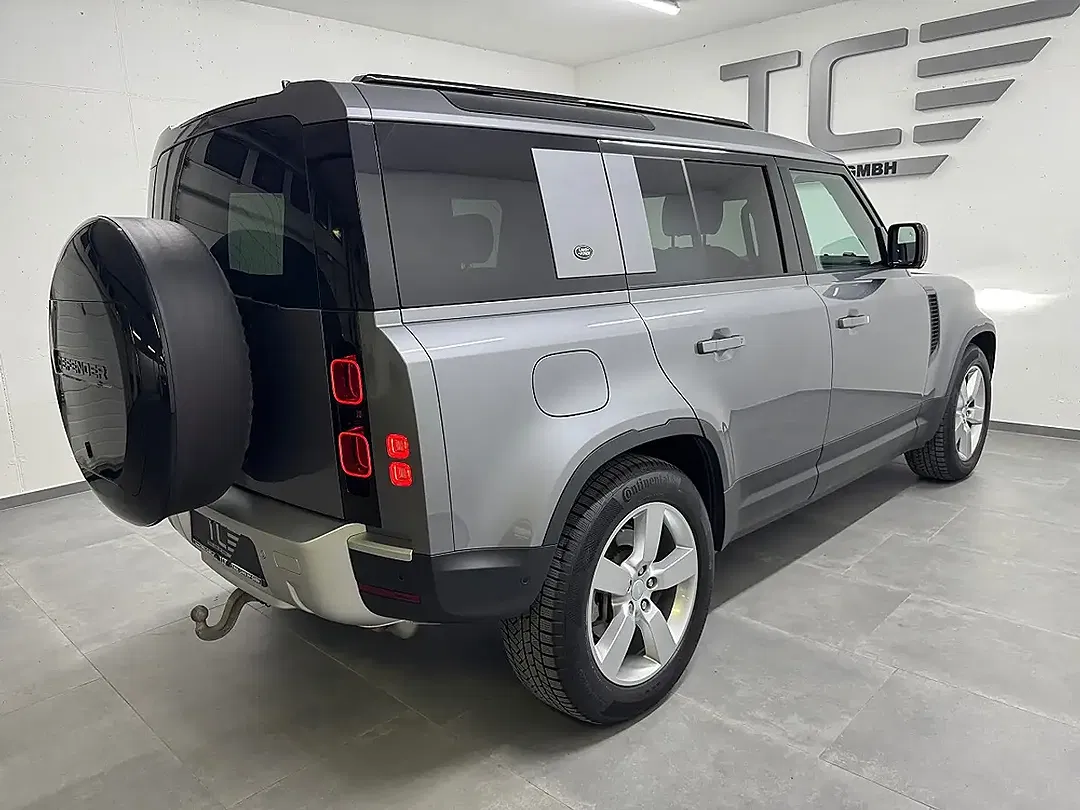 Land Rover Defender - Thumbnail 8